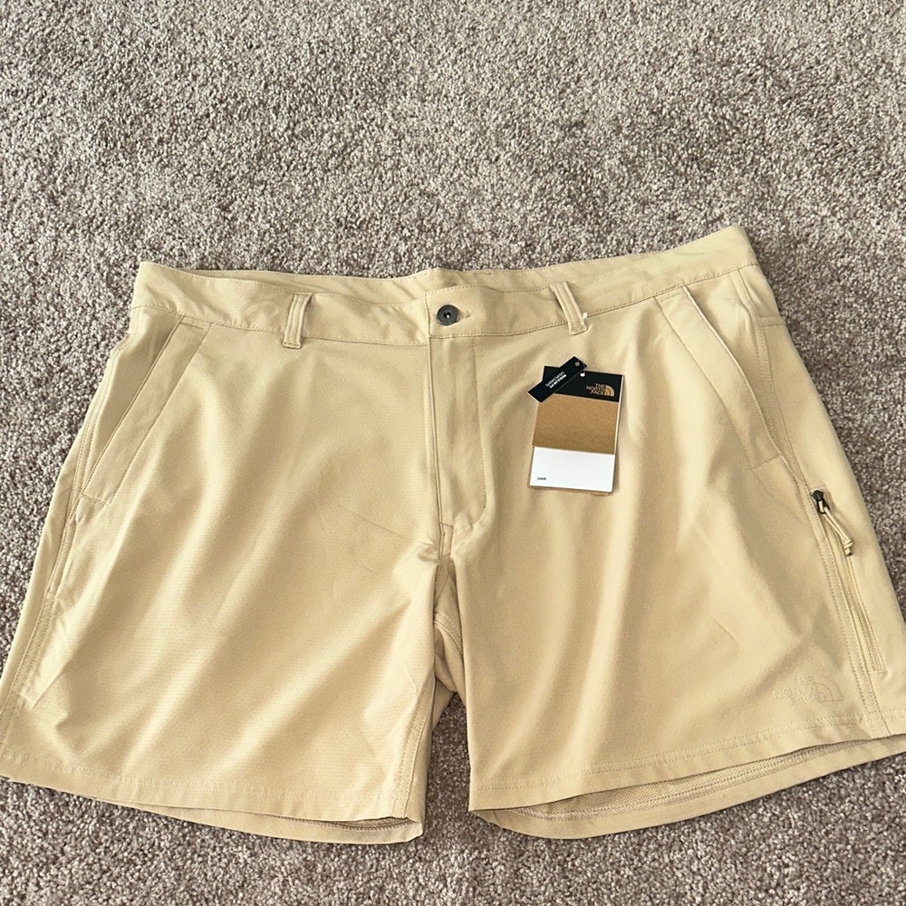 The North Face Men’s Rolling Sun Short